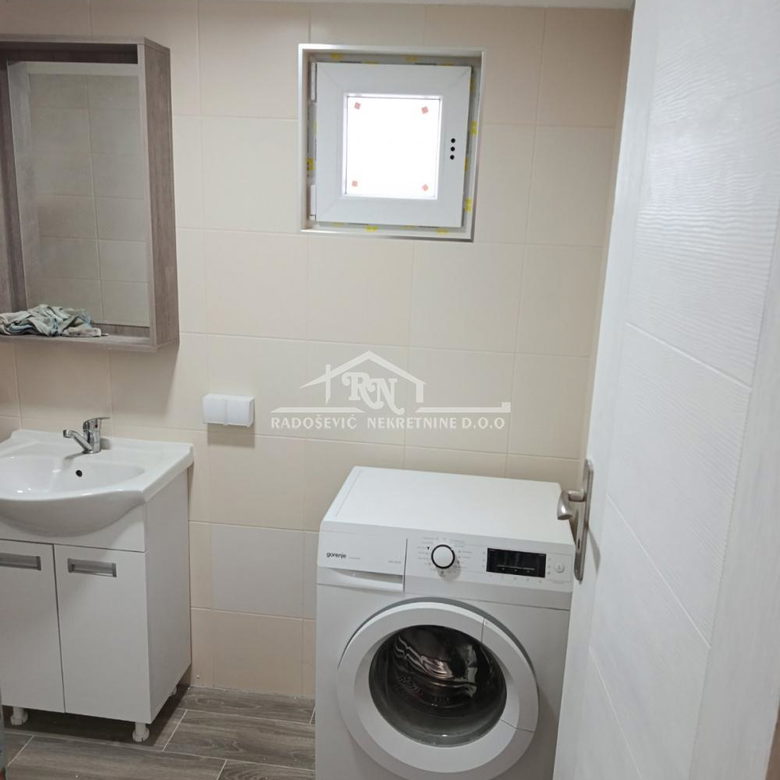 Dvoiposoban stan na prodaju, Miljakovac, Beograd, 56m², 120.000 €