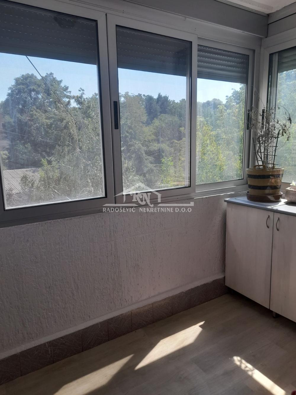 220001693-10-20260806104312 Petosoban stan na prodaju, Banovo Brdo, Beograd, 150m², 529.000 €