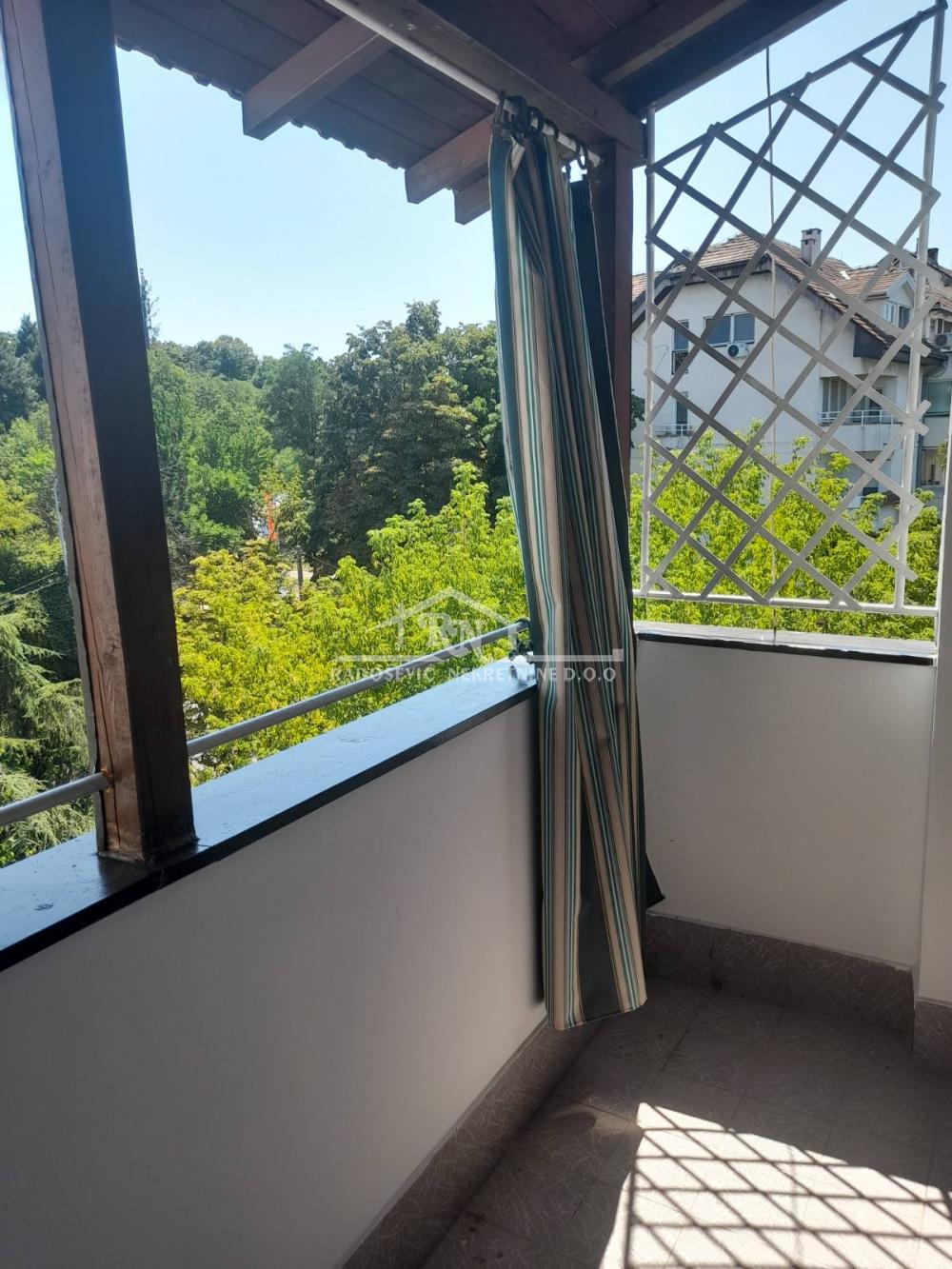 220001693-3-20260806132515 Petosoban stan na prodaju, Banovo Brdo, Beograd, 150m², 529.000 €