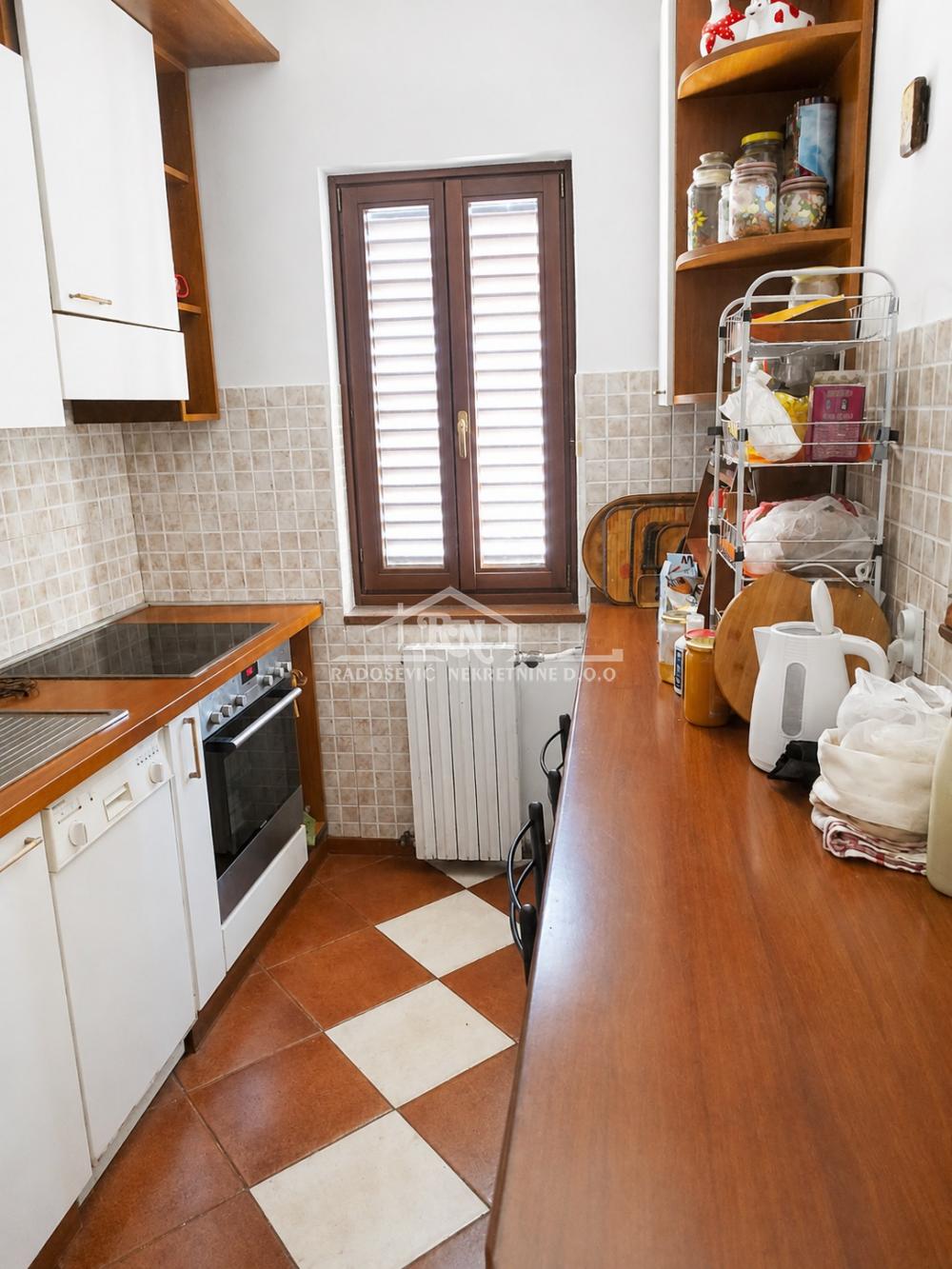 220001693-9-20260806104310 Petosoban stan na prodaju, Banovo Brdo, Beograd, 150m², 529.000 €