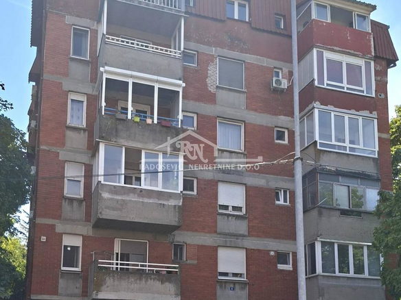 Stan Izdavanje Beograd Labudovo Brdo 41 m2
