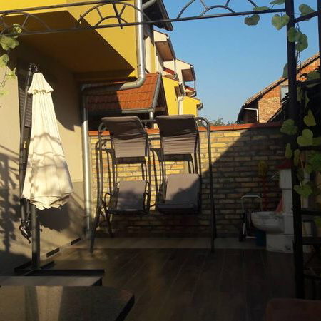 Stan Prodaja Novi Sad  175 m2