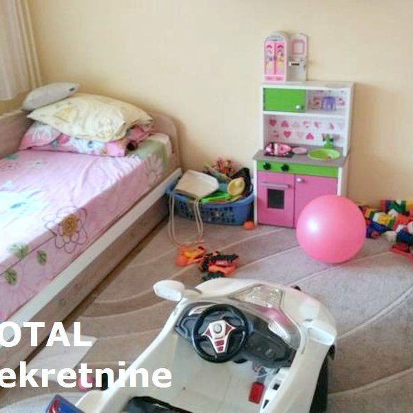 Kuća Prodaja Novi Sad  480 m2