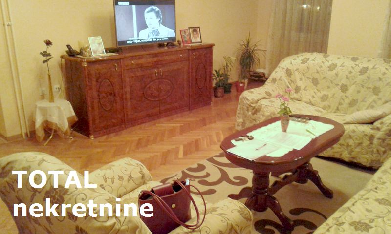 Četvorosoban stan na prodaju, Nova Detelinara, Novi Sad, 106m², 262.030 €