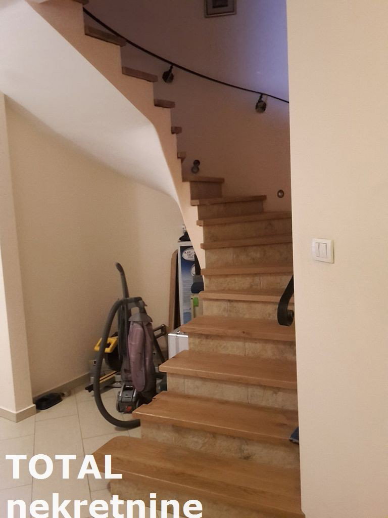 Kuća Prodaja Novi Sad Kuća Prodaja Novi Sad 219 m2