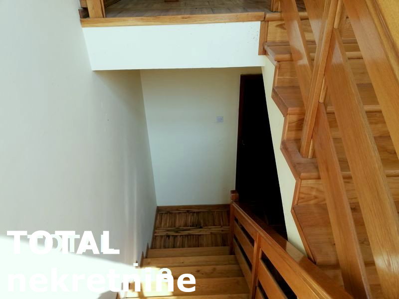 Kuća Prodaja Novi Sad Kuća Prodaja Novi Sad 168 m2