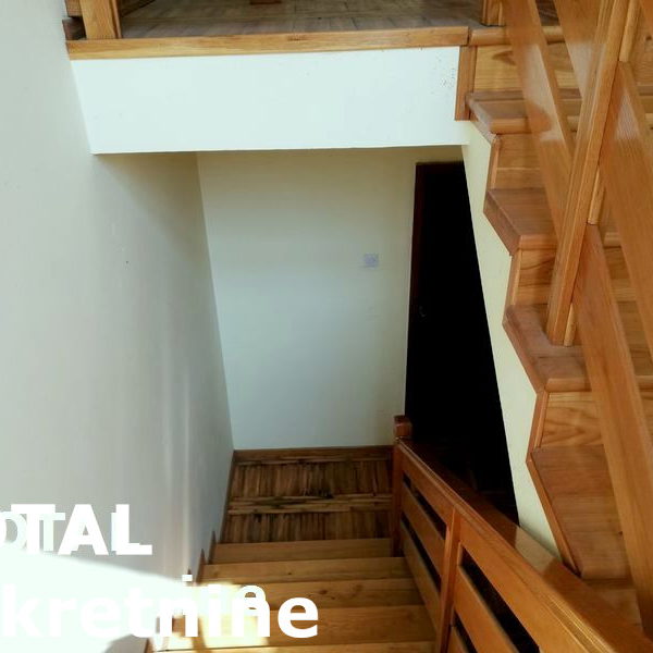 Kuća Prodaja Novi Sad  168 m2
