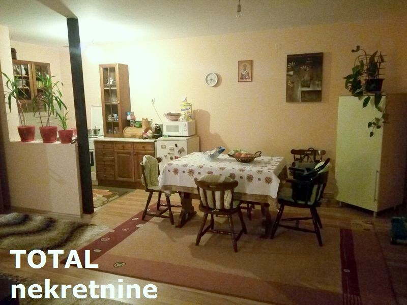 Stan Prodaja Novi Sad  80 m2