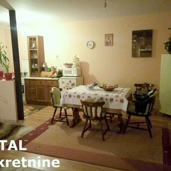 Stan Prodaja Novi Sad  80 m2