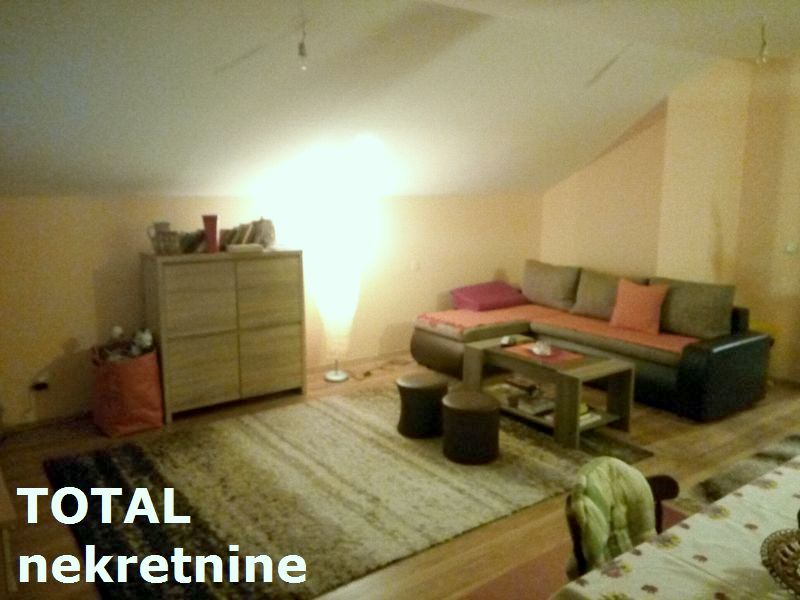 Stan Prodaja Novi Sad  80 m2