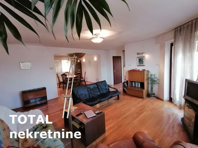 Stan Prodaja Novi Sad  144 m2
