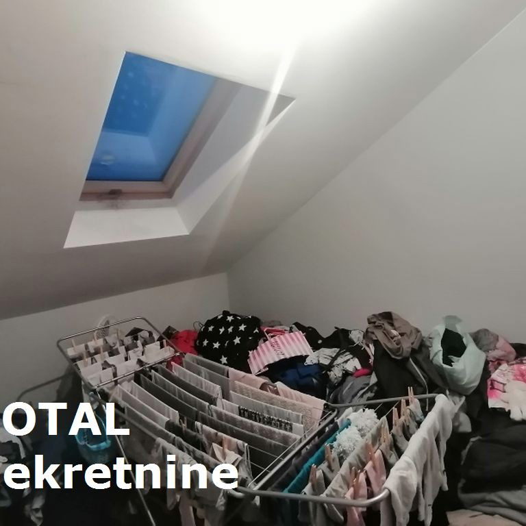 Trosoban stan na prodaju, Petrovaradin, Novi Sad, 68m², 133.900 €