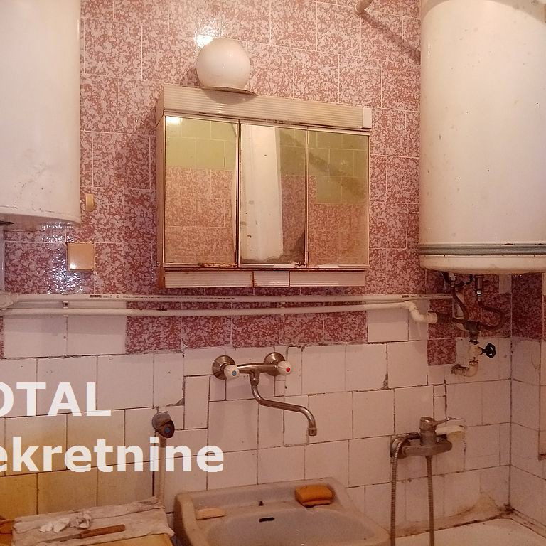 Kuća na prodaju, Beocin-selo, Beočin, 74m², 51.500 €