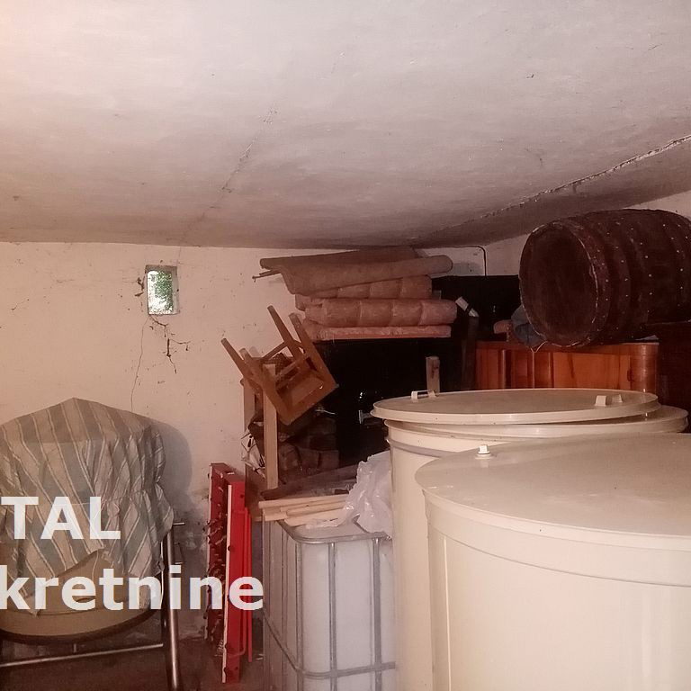 Kuća na prodaju, Beocin-selo, Beočin, 74m², 51.500 €
