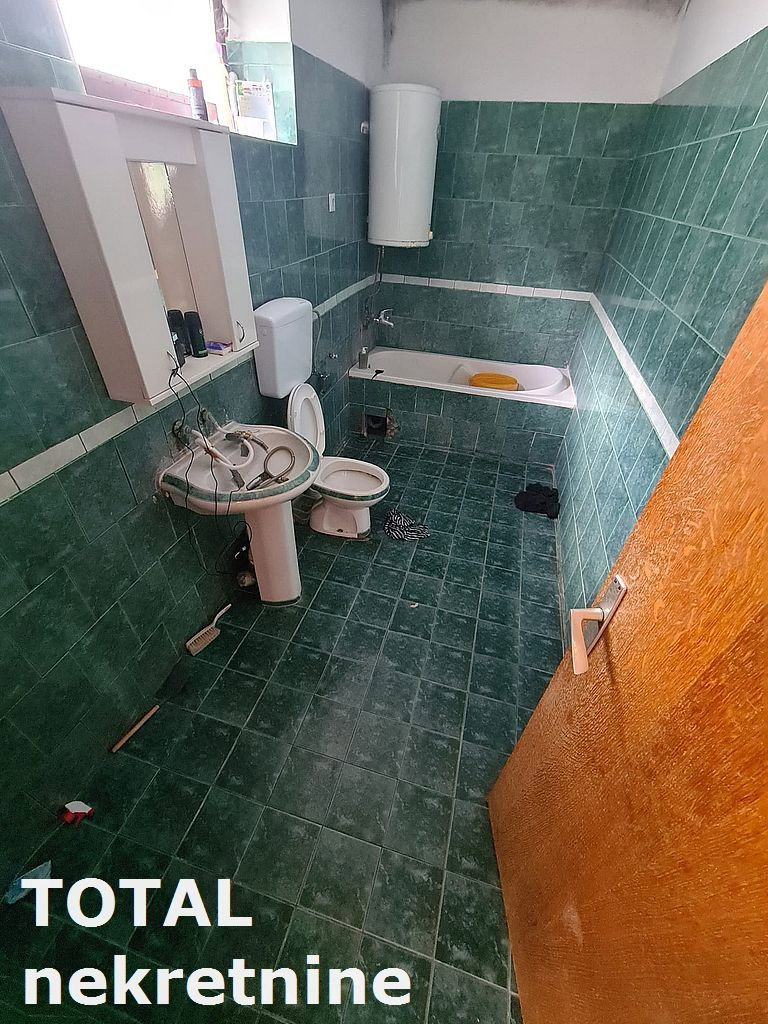 Kuća Prodaja Novi Sad Kuća Prodaja Novi Sad Sadovi 200 m2