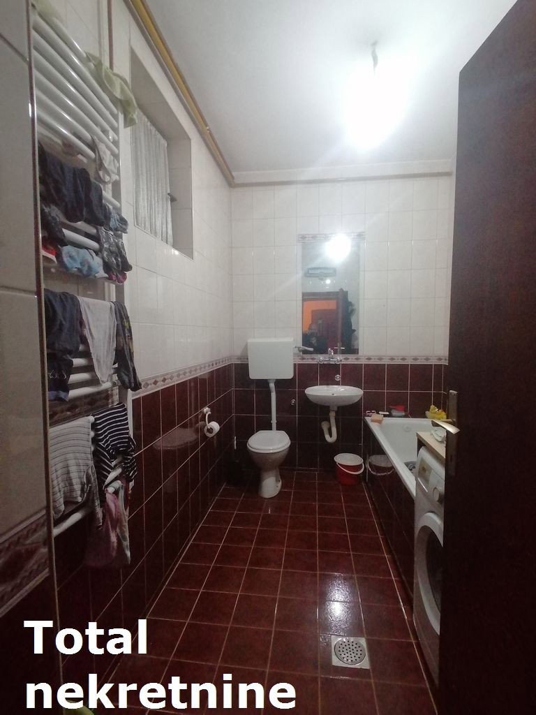 Dvosoban stan na prodaju, Adice, Novi Sad, 122m², 150.000 €