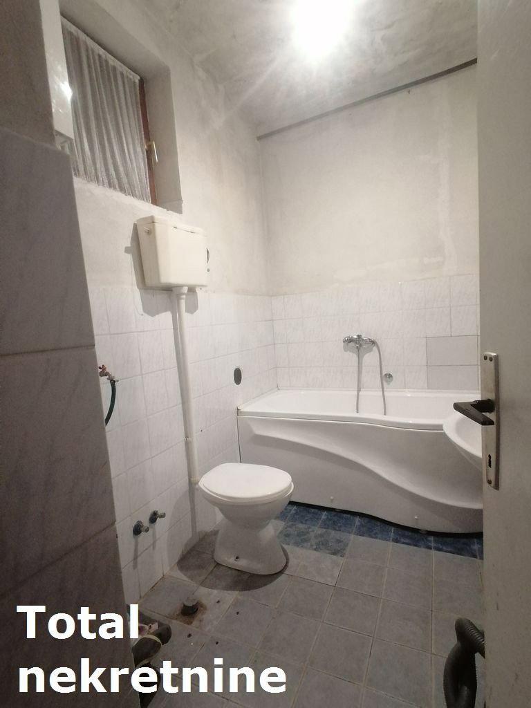 Dvosoban stan na prodaju, Adice, Novi Sad, 122m², 150.000 €