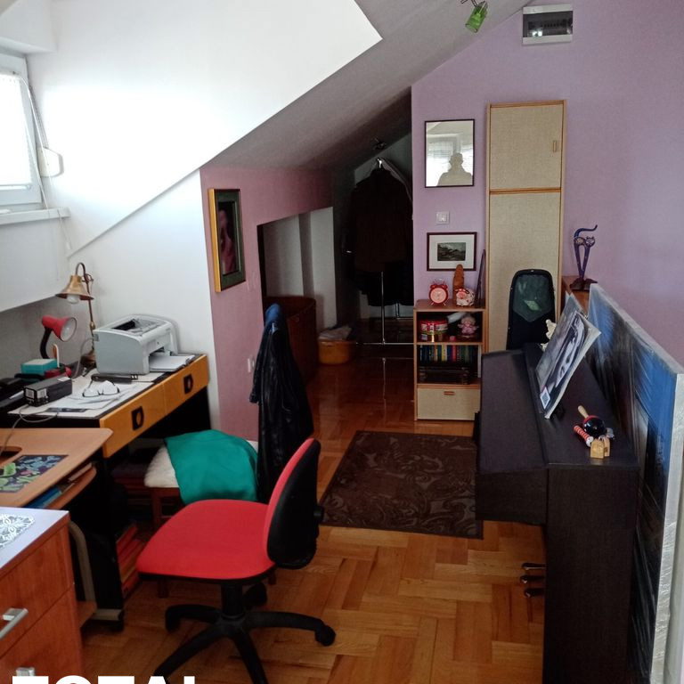 Trosoban stan na prodaju, Nova Detelinara, Novi Sad, 87m², 200.000 €