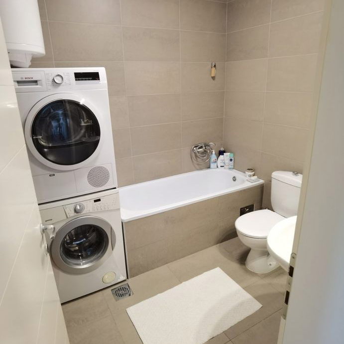 Dvoiposoban stan na prodaju, Salajka, Novi Sad, 75m², 193.120 €