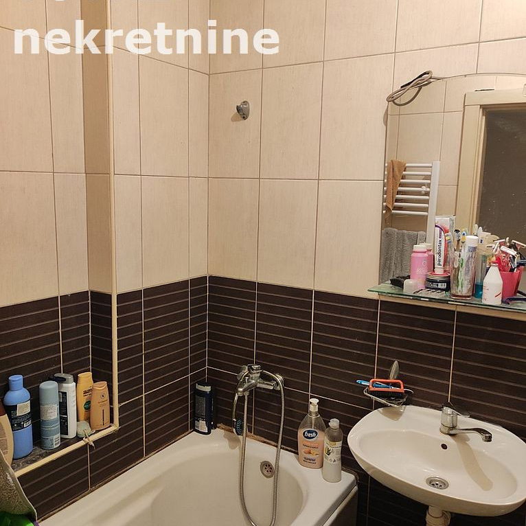 Stan Prodaja Novi Sad  65 m2