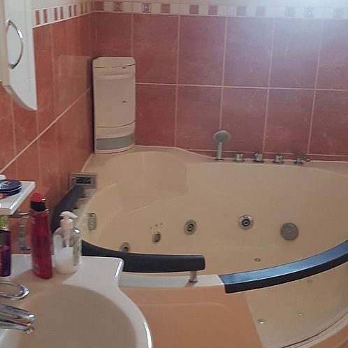 Kuća Prodaja Novi Sad  300 m2