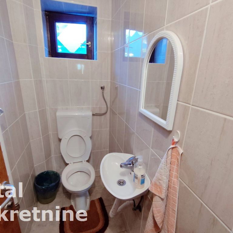 Kuća Prodaja Novi Sad Čardak 400 m2