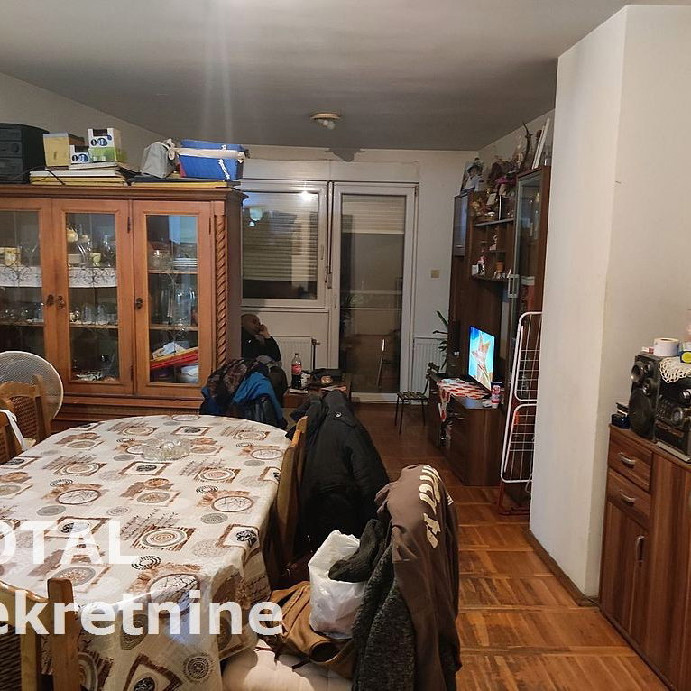 Stan Prodaja Novi Sad  65 m2
