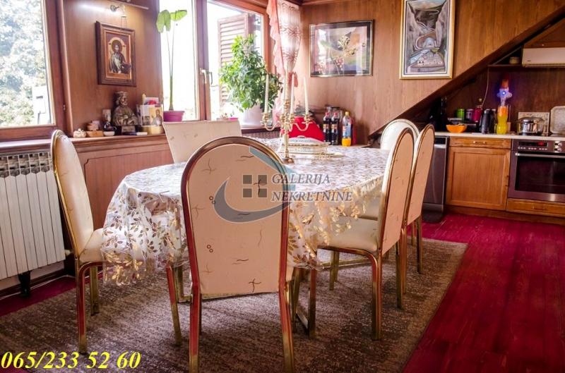 Četvorosoban stan na prodaju, Centar, Beograd, 142m², 280.000 €