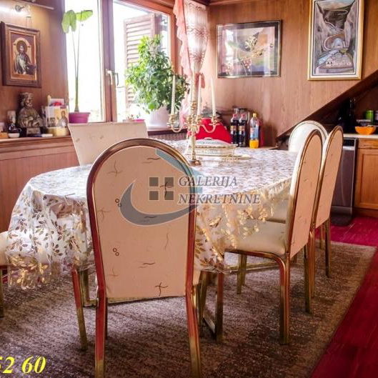 Četvorosoban stan na prodaju, Centar, Beograd, 142m², 280.000 €