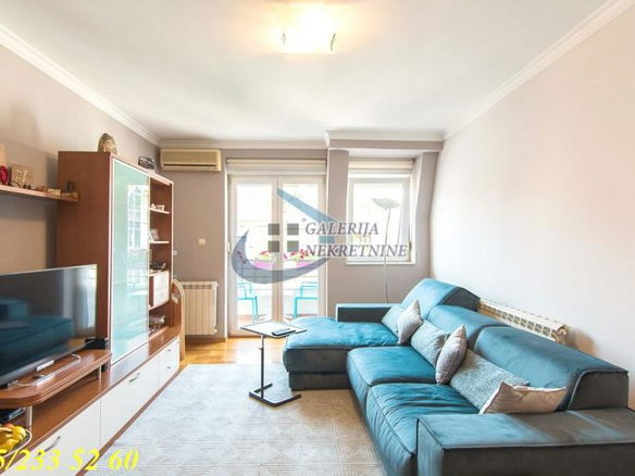 Četvorosoban stan na prodaju, Centar, Beograd, 86m², 299.000 €