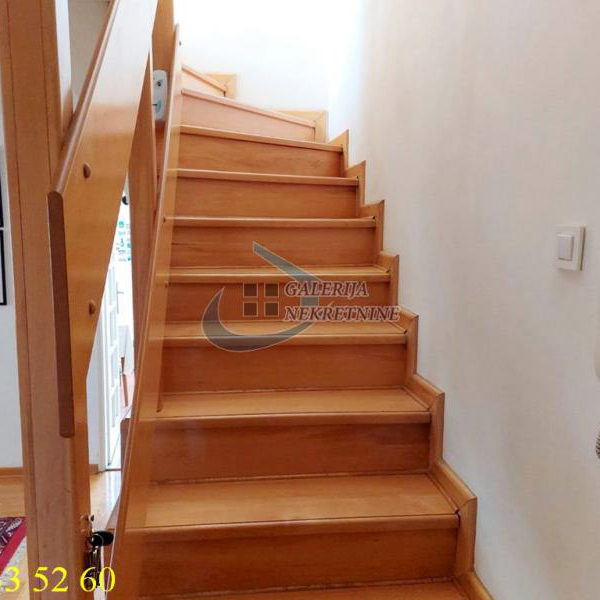 Četvorosoban stan za izdavanje, Žarkovo, Beograd, 109m², 1.000 €/mes
