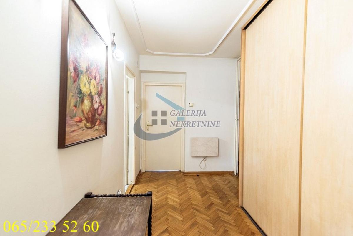 Dvosoban stan na prodaju, Krunski Venac, Beograd, 64m², 285.000 €