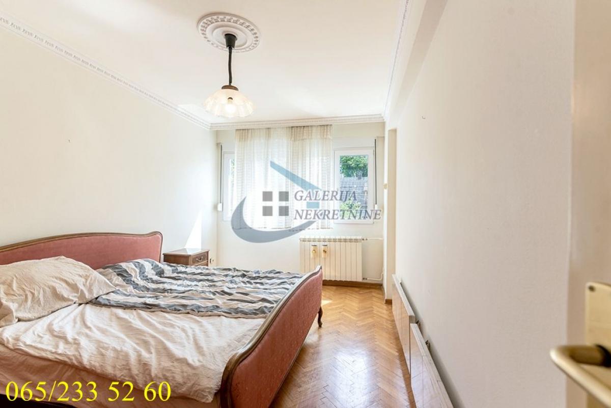 Dvosoban stan na prodaju, Krunski Venac, Beograd, 64m², 285.000 €