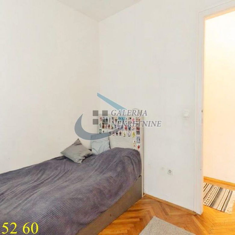 Trosoban stan na prodaju, Crveni Krst, Beograd, 69m², 1. sprat, 255.000 €