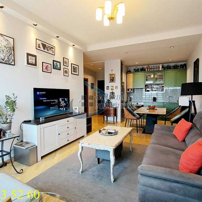 Dvosoban stan na prodaju, Knez Mihailova, Beograd, 62m², 389.000 €