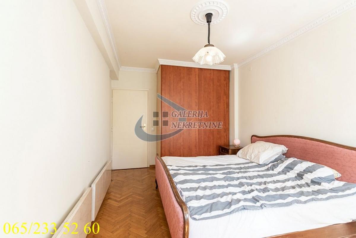 Dvosoban stan na prodaju, Krunski Venac, Beograd, 64m², 285.000 €