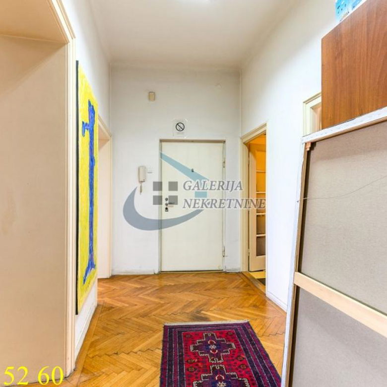 Četvorosoban stan na prodaju, Andrićev Venac, Beograd, 120m², 3. sprat, 670.000 €