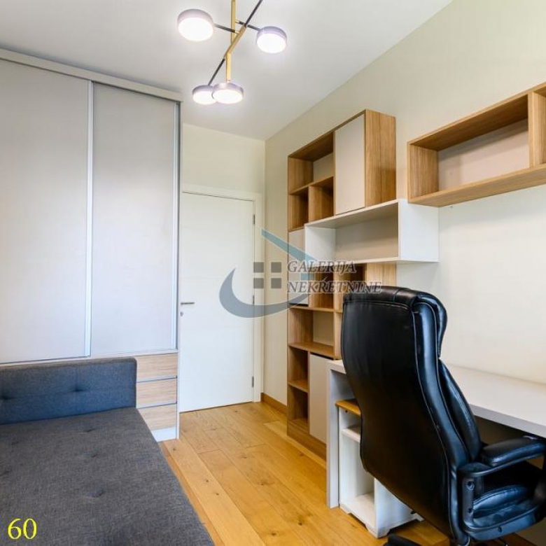 Trosoban stan na prodaju, Blok 65, Beograd, 69m², 329.000 €