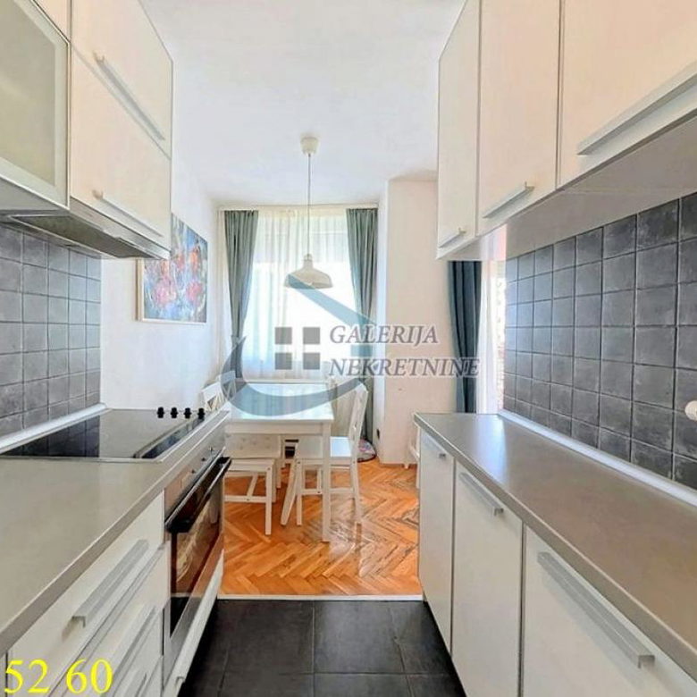 Trosoban stan na prodaju, Crveni Krst, Beograd, 69m², 1. sprat, 255.000 €