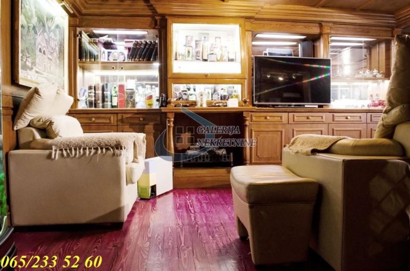 Četvorosoban stan na prodaju, Centar, Beograd, 142m², 280.000 €