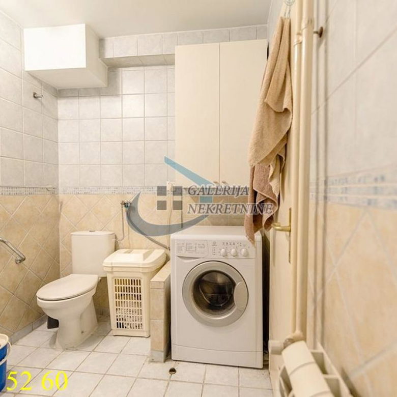 Dvosoban stan na prodaju, Krunski Venac, Beograd, 64m², 285.000 €