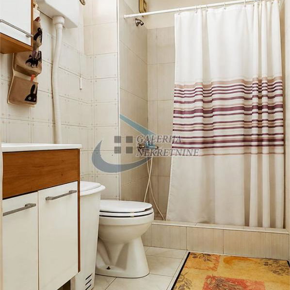 Troiposoban stan na prodaju, Banovo Brdo, Beograd, 88m², 197.000 €