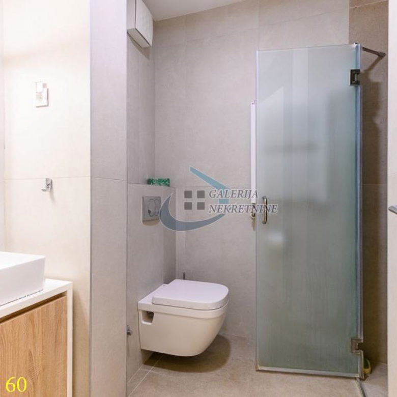 Trosoban stan na prodaju, Blok 65, Beograd, 69m², 329.000 €