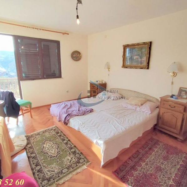 Kuća na prodaju, Grocka, Beograd, 240m², 200.000 €