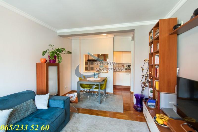 Četvorosoban stan na prodaju, Centar, Beograd, 86m², 299.000 €