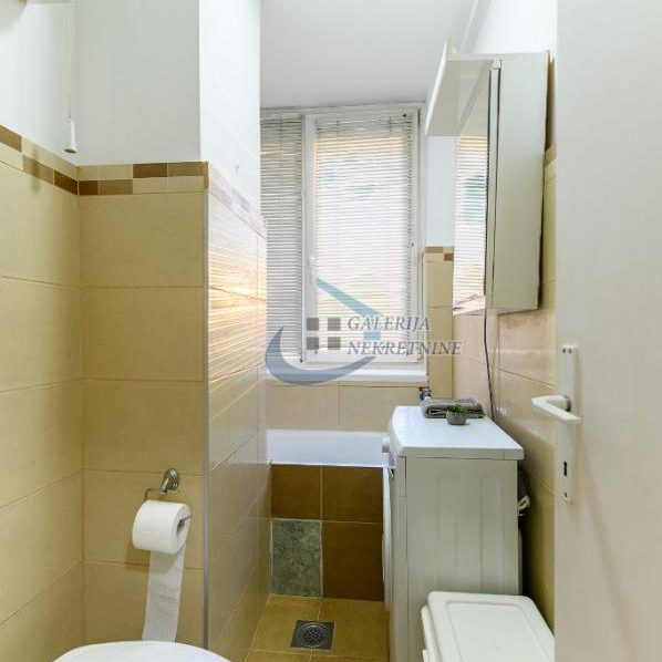 Jednosoban stan na prodaju, Blok 21, Beograd, 29m², 5. sprat, 155.000 €
