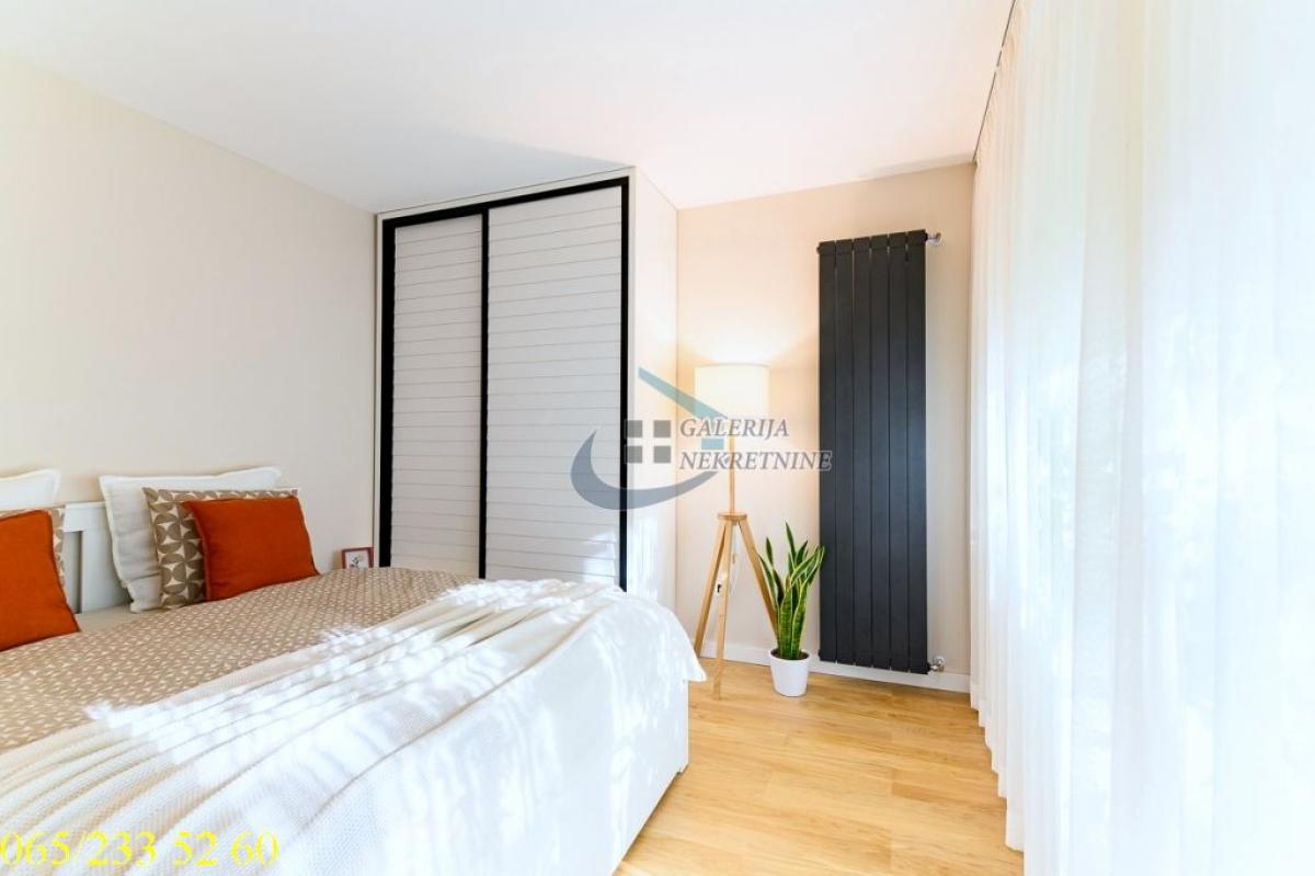 Troiposoban stan na prodaju, Višnjička Banja, Beograd, 74m², Prizemlje, 330.000 €