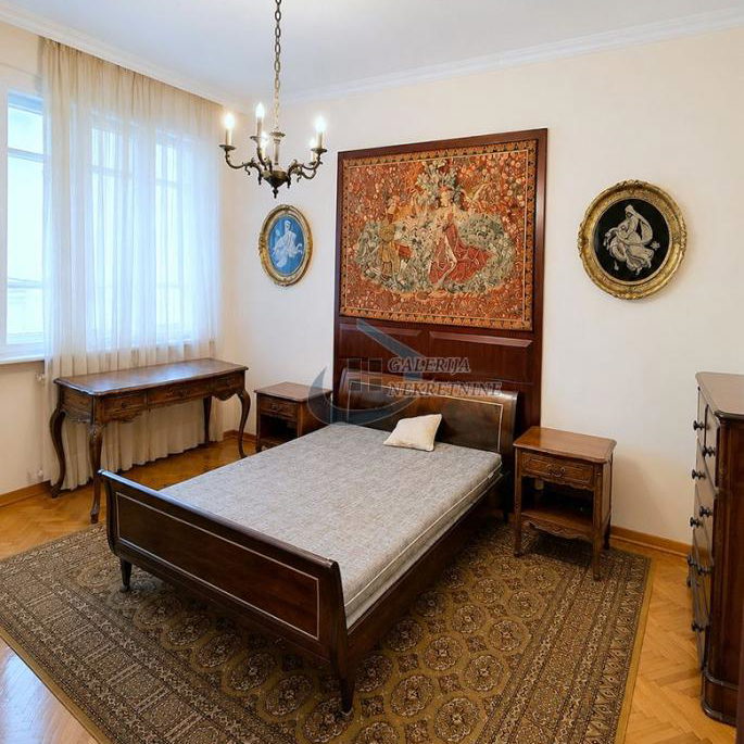 Dvoiposoban stan na prodaju, Tašmajdan, Beograd, 78m², 295.000 €