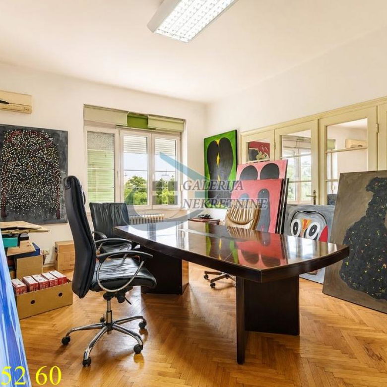 Četvorosoban stan na prodaju, Andrićev Venac, Beograd, 120m², 3. sprat, 670.000 €