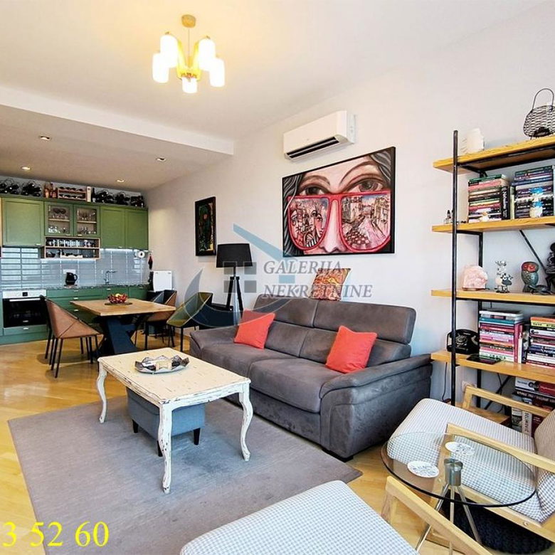 Dvosoban stan na prodaju, Knez Mihailova, Beograd, 62m², 389.000 €